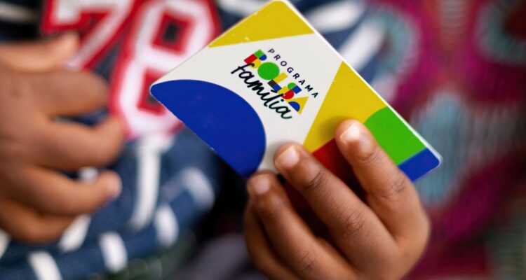 Caixa conclui pagamento da parcela de abril do Bolsa Família