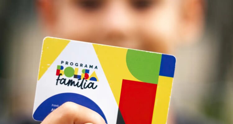 Caixa paga Bolsa Família a beneficiários com NIS de final 6