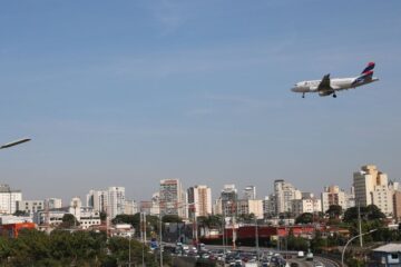 Empresas aéreas terão linha de crédito para enfrentar alta de custos