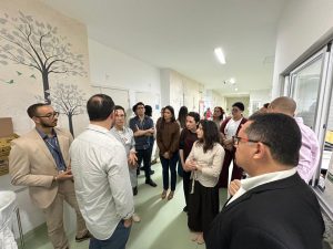 Hospital Geral de Camaçari recebe representantes de instituições internacionais e se consolida como referência em saúde digital