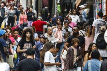 Brasil cria 85,9 mil postos de trabalho em abril, aponta Caged