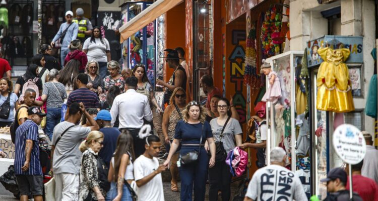 FecomercioSP prevê crescimento de 3% nas vendas de Dias das Mães em SP