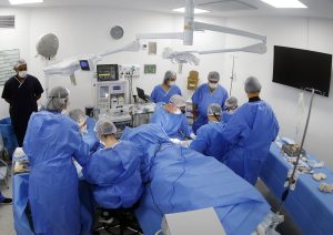 Hospital Ortopédico do Estado da Bahia realiza 80 cirurgias de mão em mutirão pelo SUS