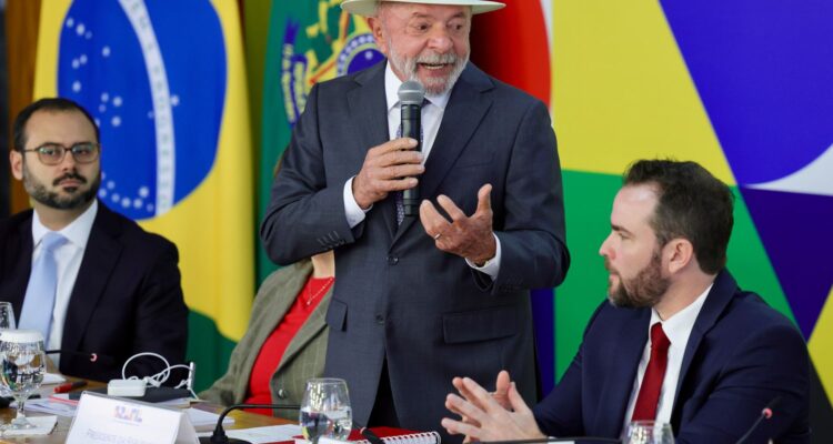 Lula anuncia novo programa de renegociação de dívidas