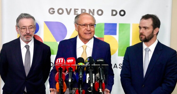 Alckmin: Pix é patrimônio nacional e não entra em negociação com EUA
