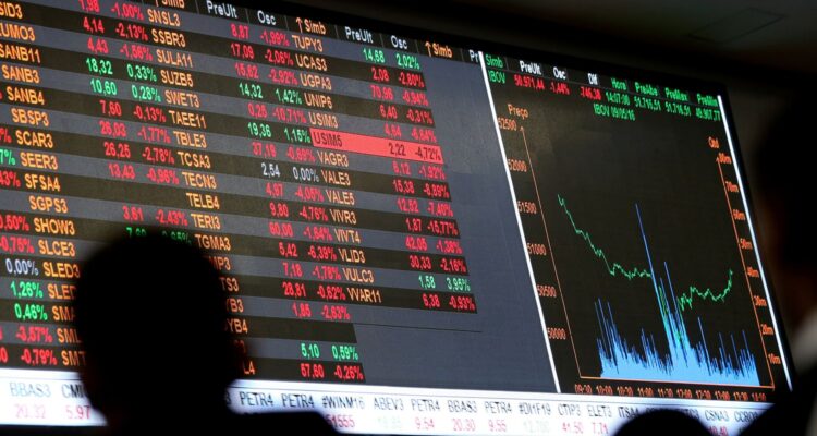 Bolsa inicia junho com queda de 0,91%, no menor nível desde janeiro