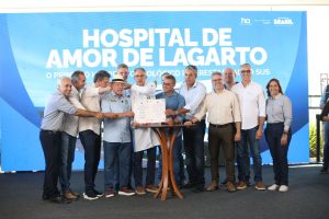 Em Sergipe, Lula, Padilha e Roberta Santana visitam hospital oncológico interestadual que atende baianos