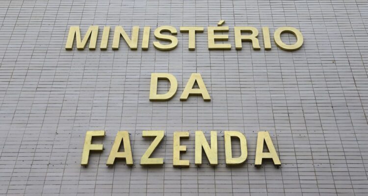 Fazenda lança painel que detalha R$ 340 bi em benefícios fiscais