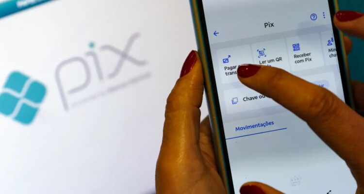 Febraban rebate críticas dos EUA ao Pix e nega barreira à concorrência