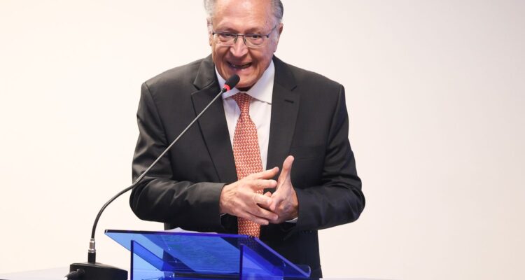 Governo vai defender retomada de obras da Transordestina junto ao TCU