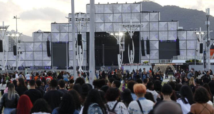 Pacto quer garantir trabalho decente em grandes eventos no Brasil