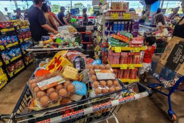 Prévia da inflação perde força pelo 2º mês e fecha abril em 0,41%