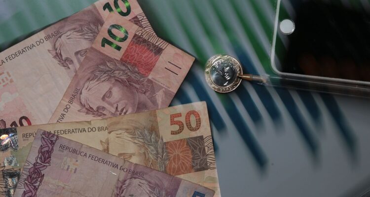 Atividade econômica cresceu 0,1% em maio