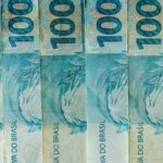 Caixa paga Bolsa Família de julho a beneficiários com NIS de final 4