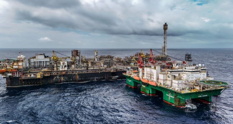Imposto de 12% sobre exportação de petróleo é estendido por 60 dias