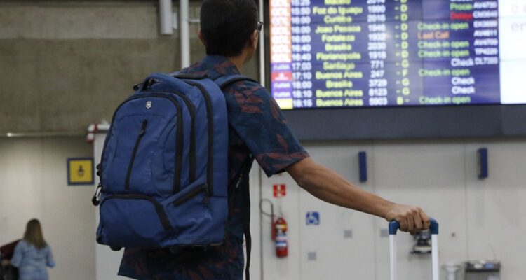 Novo sistema alfandegário agiliza desembarque de viajantes