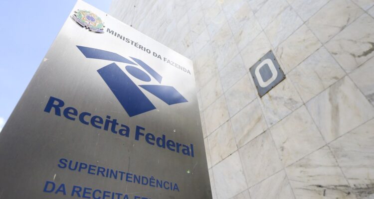 Receita prevê arrecadar R$ 17,2 bilhões com IR sobre dividendos