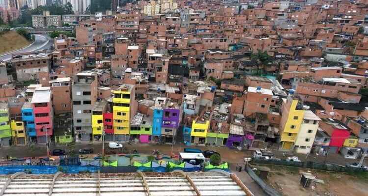 Oxfam Brasil: concentração de riqueza amplia desigualdade política