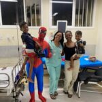 Hospital Regional da Chapada promove ação especial de Dia das Crianças com visita de super-herói