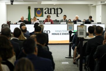 Leilão da ANP arrecada R$ 3 bilhões com a venda de 49 blocos
