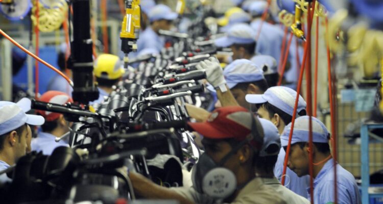 Produção de motos no Brasil cresce e tem melhor setembro desde 2011